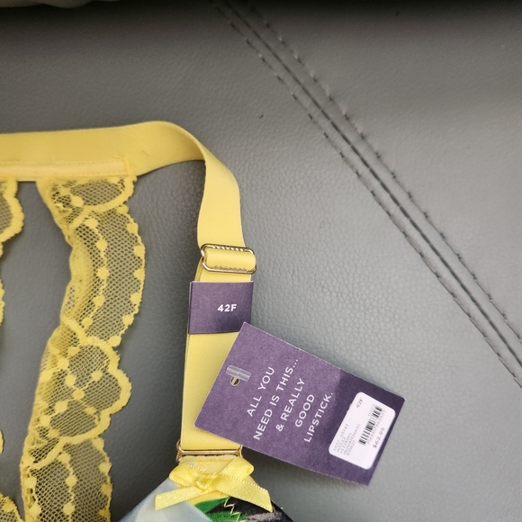 Cacique Lane Bryant Spring Flowers Lightly Lined Balconette Bra 42F - Picture 6 of 9